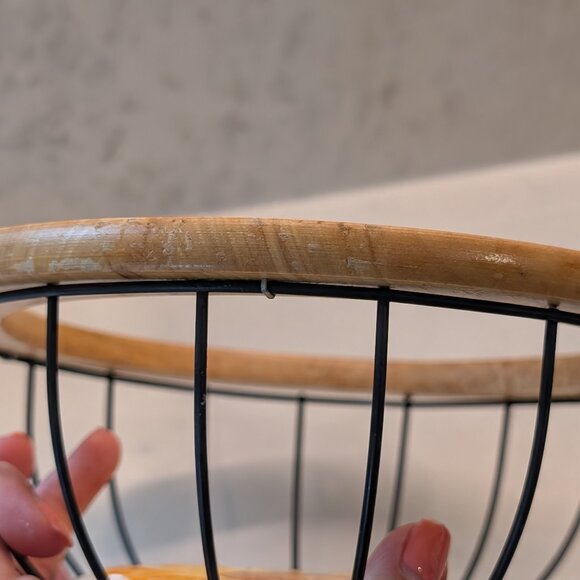 Sunflower metal wood and ceramic basket - Picture 5 of 7